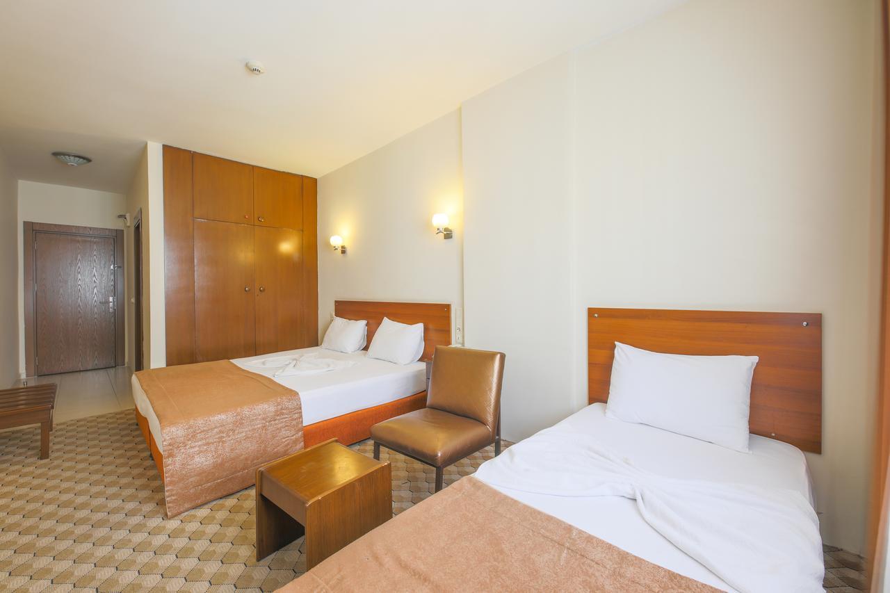 Hosta Otel Mersin  Zewnętrze zdjęcie