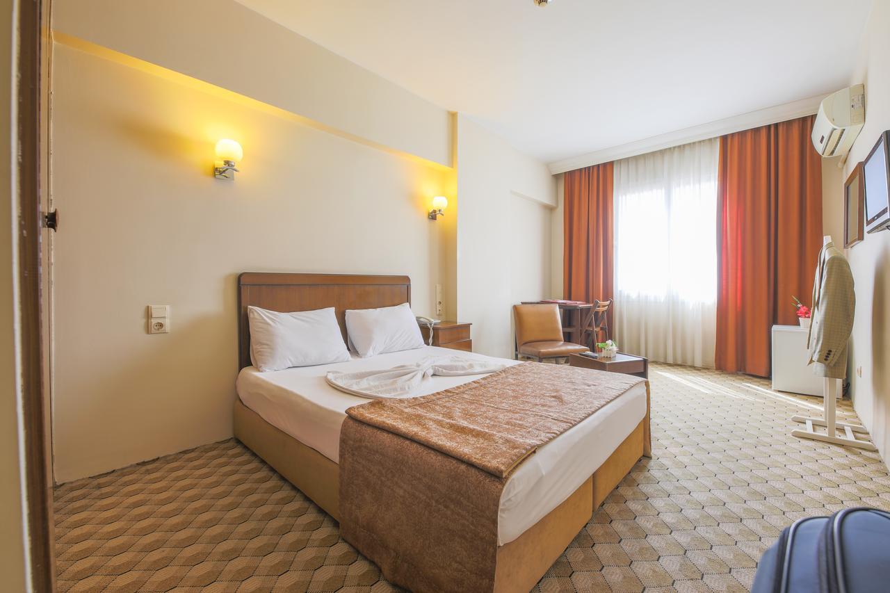 Hosta Otel Mersin  Zewnętrze zdjęcie